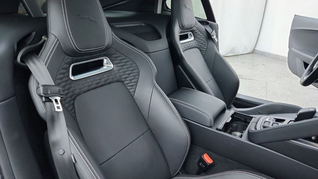 Used 2023 Jaguar F-TYPE Coupe image 24