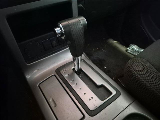 Used 2009 Nissan Pathfinder S RWD image 10