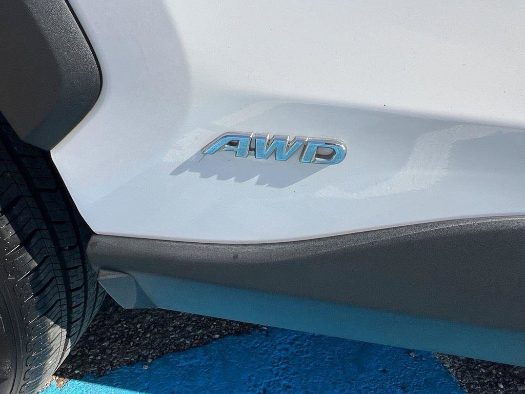 Used 2022 Toyota RAV4 XLE image 9