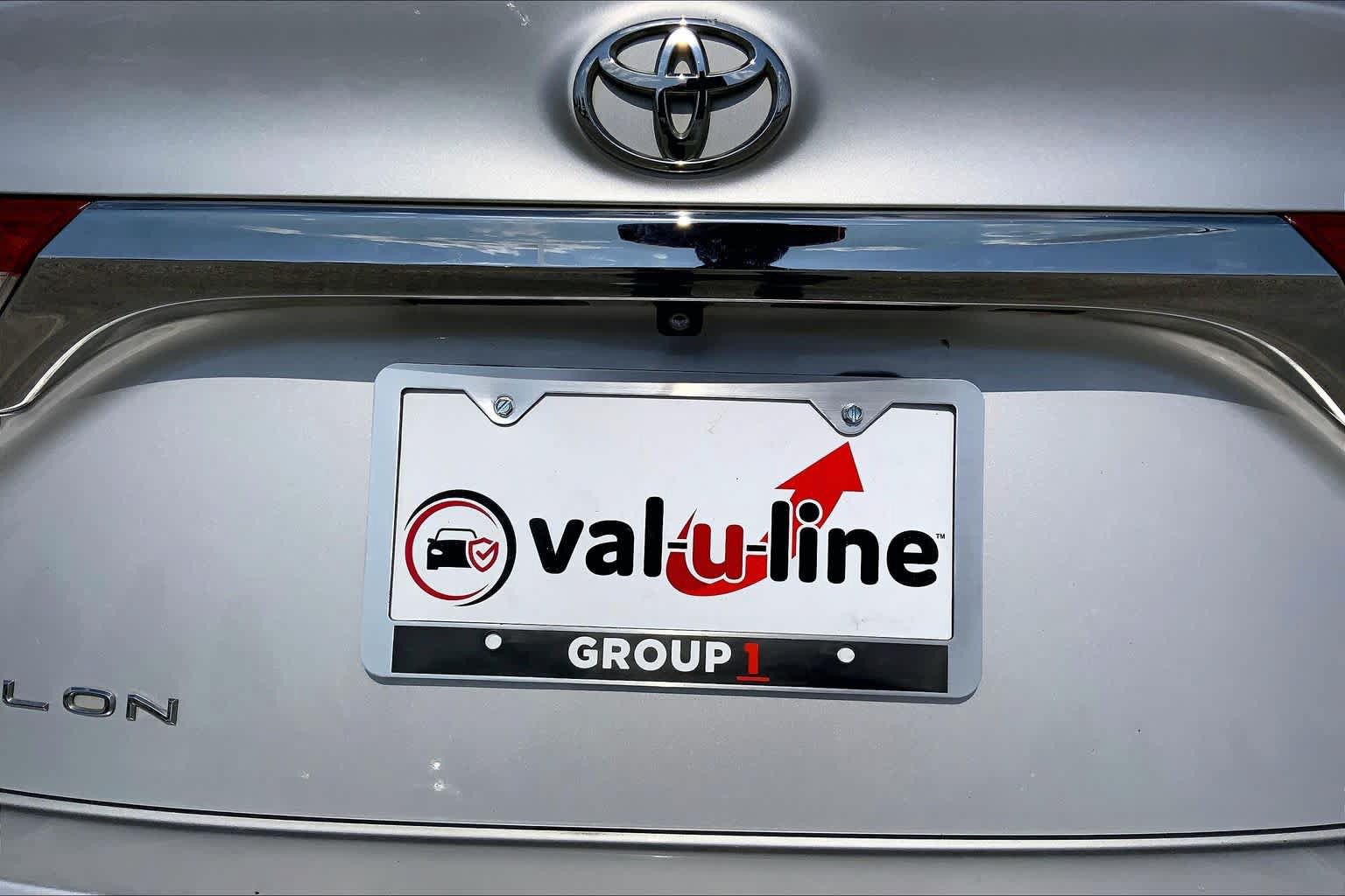 Used 2013 Toyota Avalon XLE Touring FWD image 10