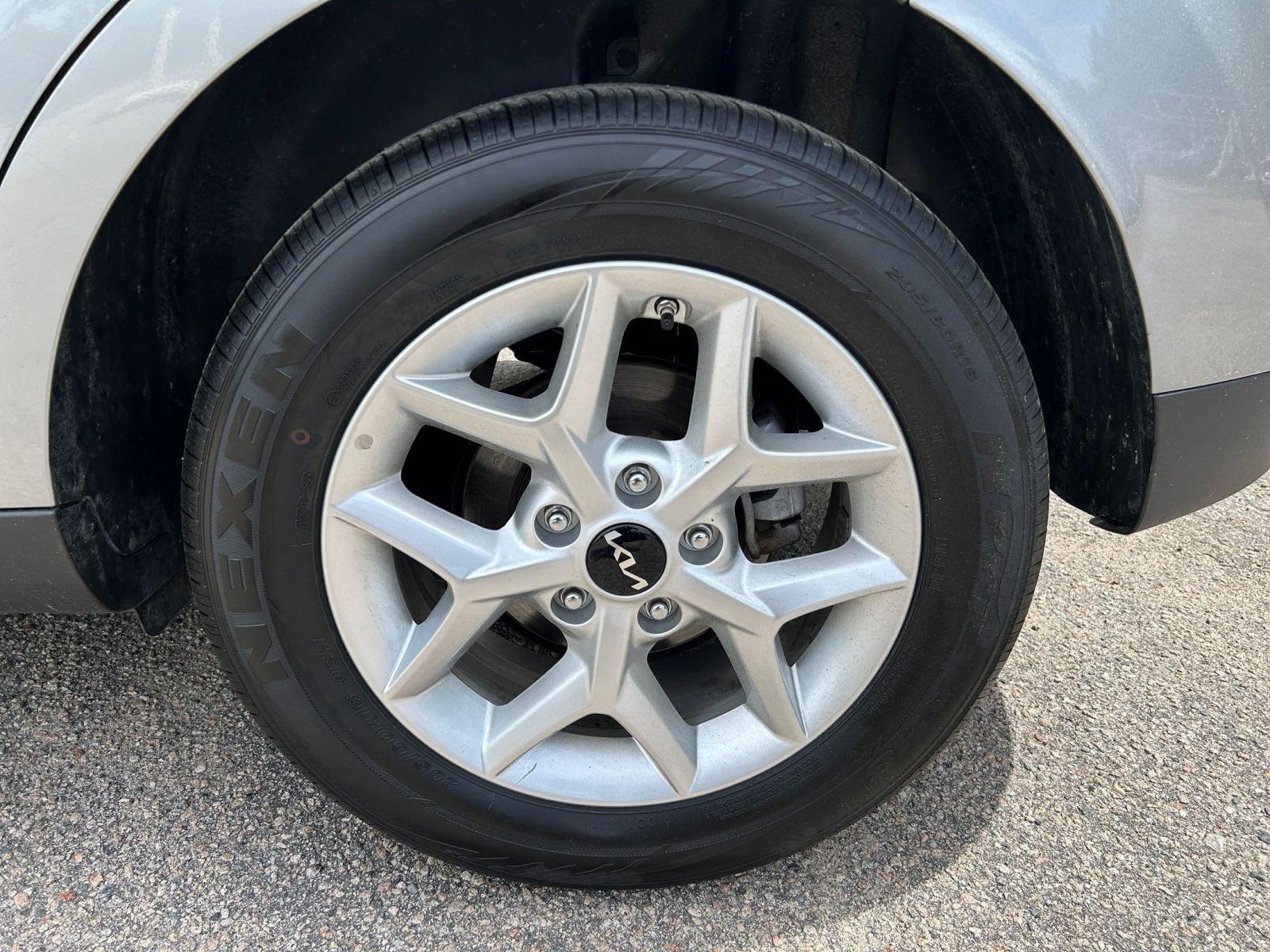 Used 2025 Kia Soul LX w/ LX Technology Package image 27