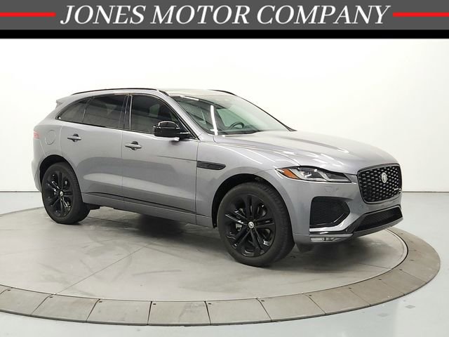 Used 2025 Jaguar F-PACE R-Dynamic S image 1
