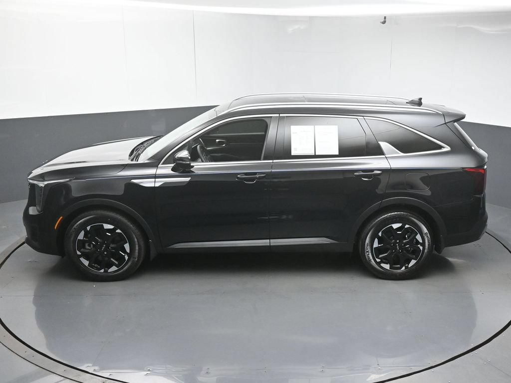 Used 2025 Kia Sorento S w/ Panoramic Sunroof Package FWD image 52