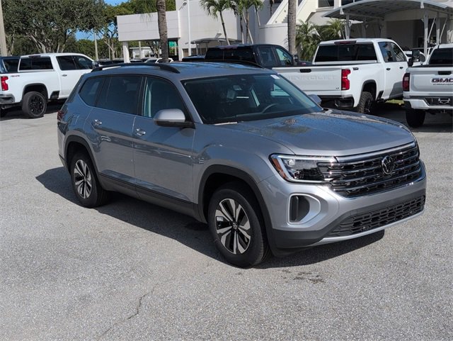 New 2026 Volkswagen Atlas SE image 2