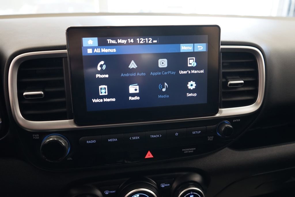 Used 2020 Hyundai Venue SEL FWD image 32