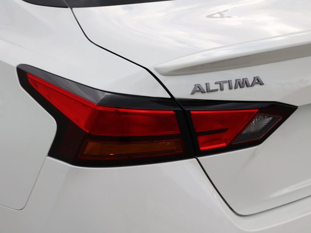 New 2026 Nissan Altima 2.5 SV image 7