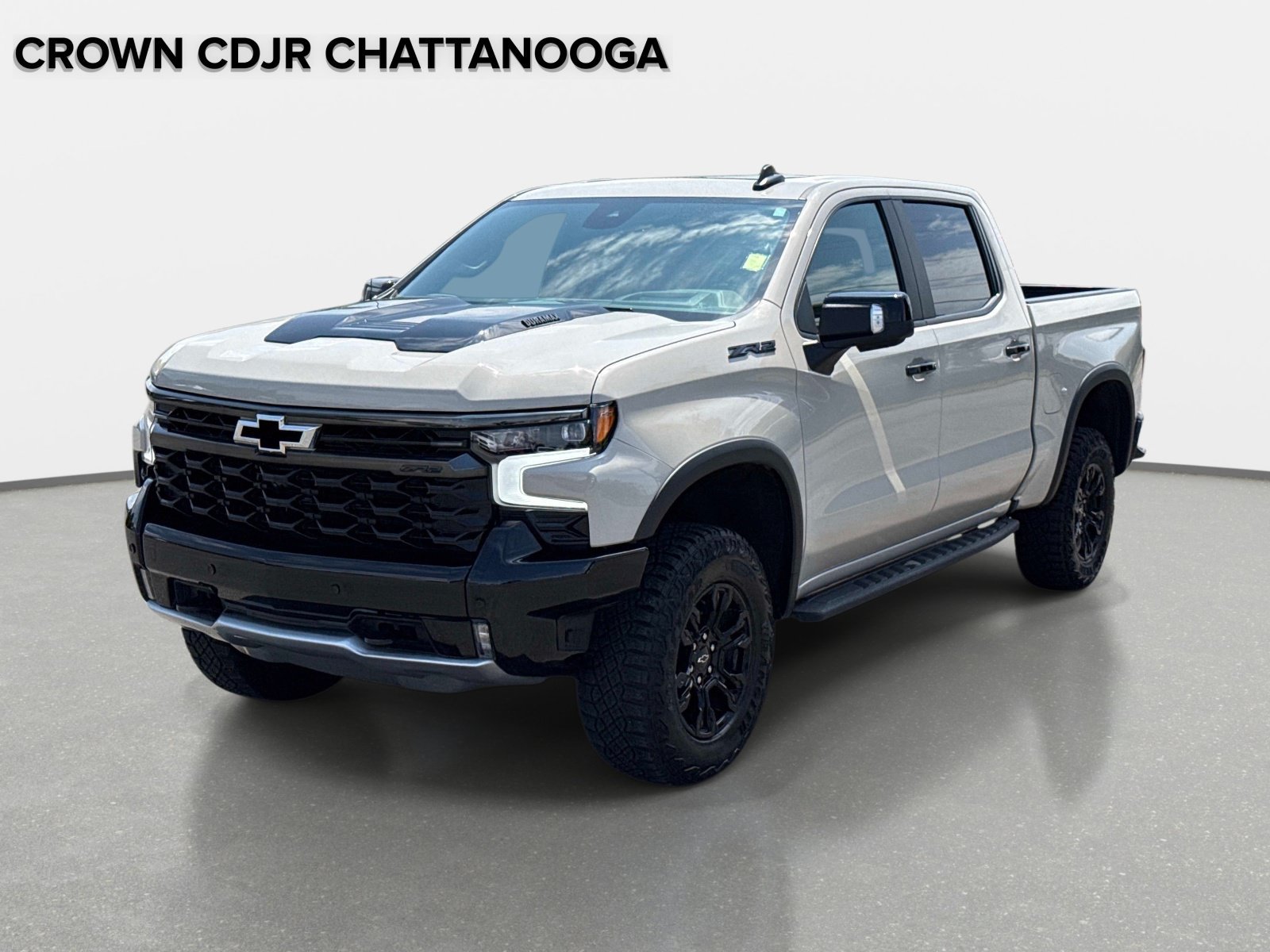 Used 2026 Chevrolet Silverado 1500 ZR2 w/ Dark Appearance Package AWD/4WD image 9