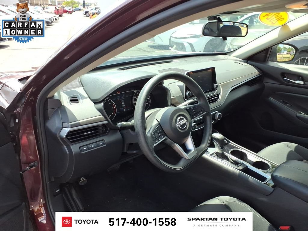 Used 2024 Nissan Altima 2.5 SV FWD image 14
