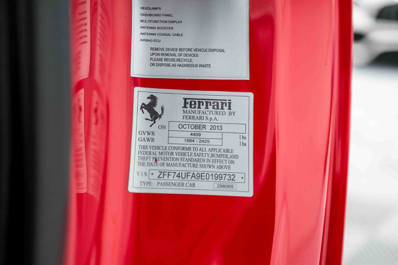 Used 2014 Ferrari F12 Berlinetta image 95