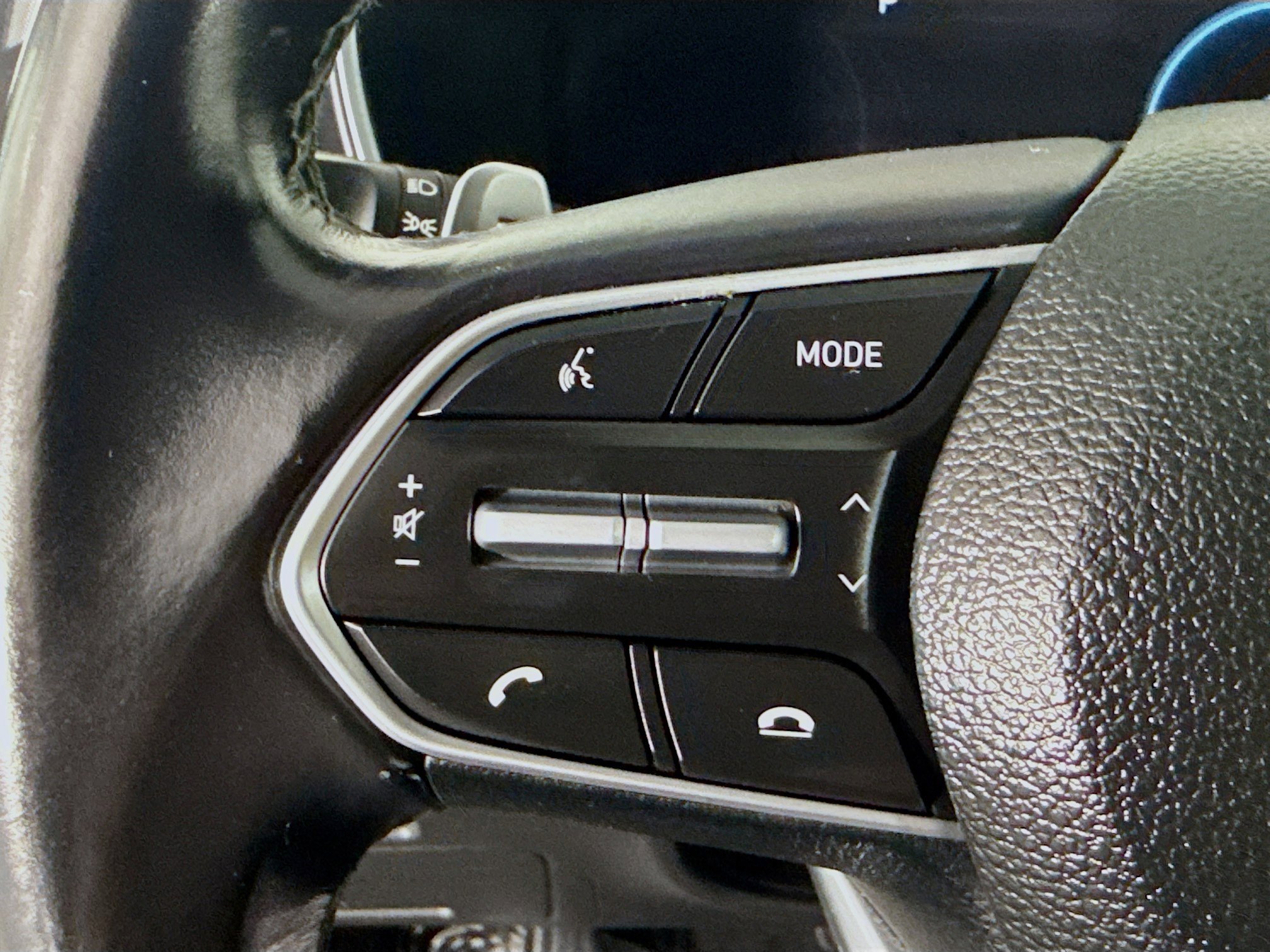 Used 2023 Hyundai Santa Fe SEL Premium image 14