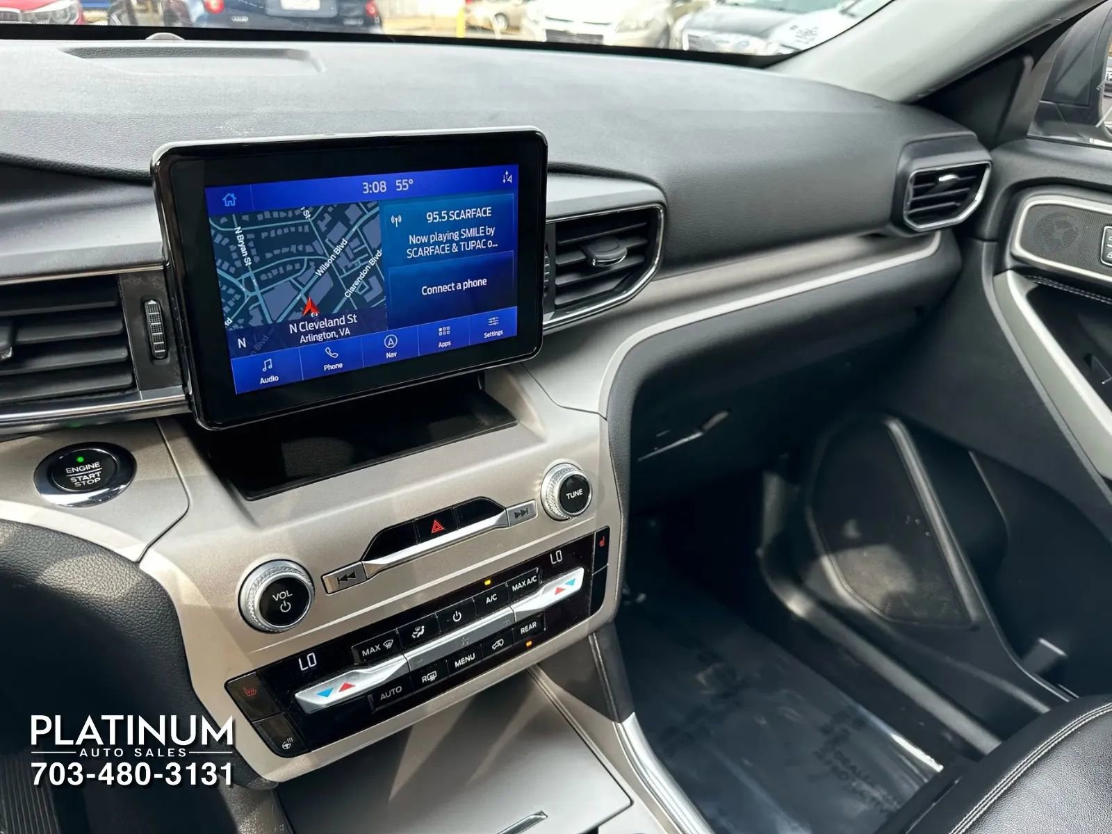 Used 2021 Ford Explorer XLT w/ Equipment Group 202A image 13