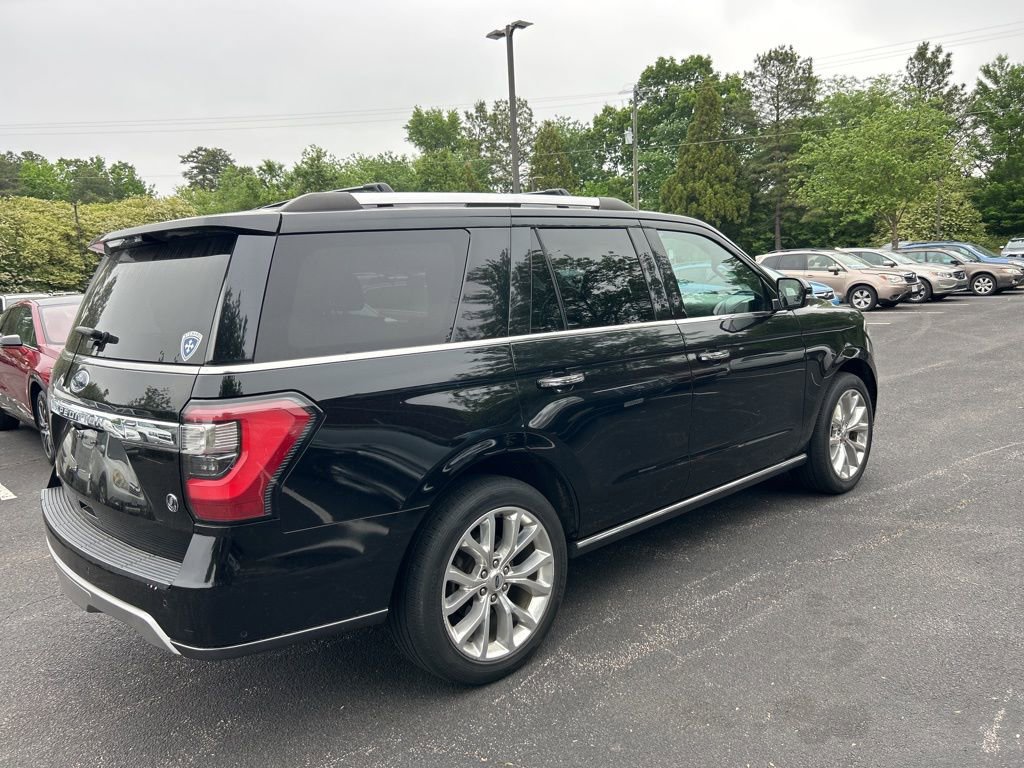 Used 2018 Ford Expedition Limited w/ Equipment Group 302A AWD/4WD image 3