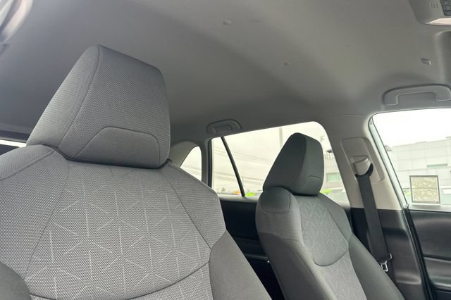 Certified 2024 Toyota RAV4 XLE FWD image 21