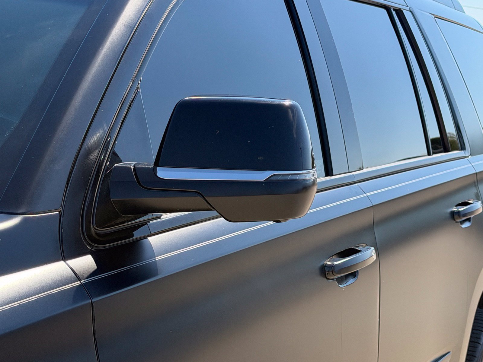 Used 2020 Cadillac Escalade Luxury AWD/4WD image 14