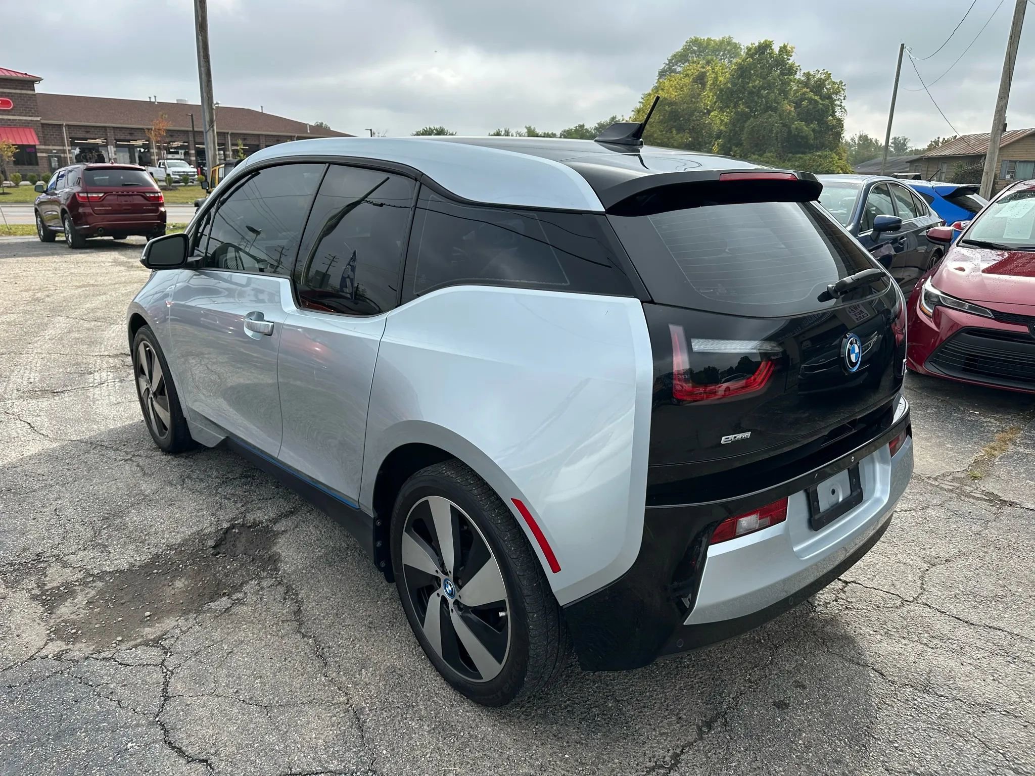 Used 2014 BMW i3 image 4