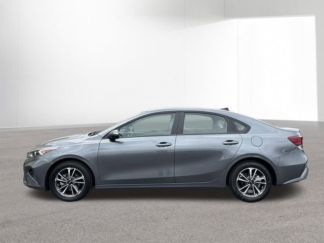 Used 2024 Kia Forte LXS image 14
