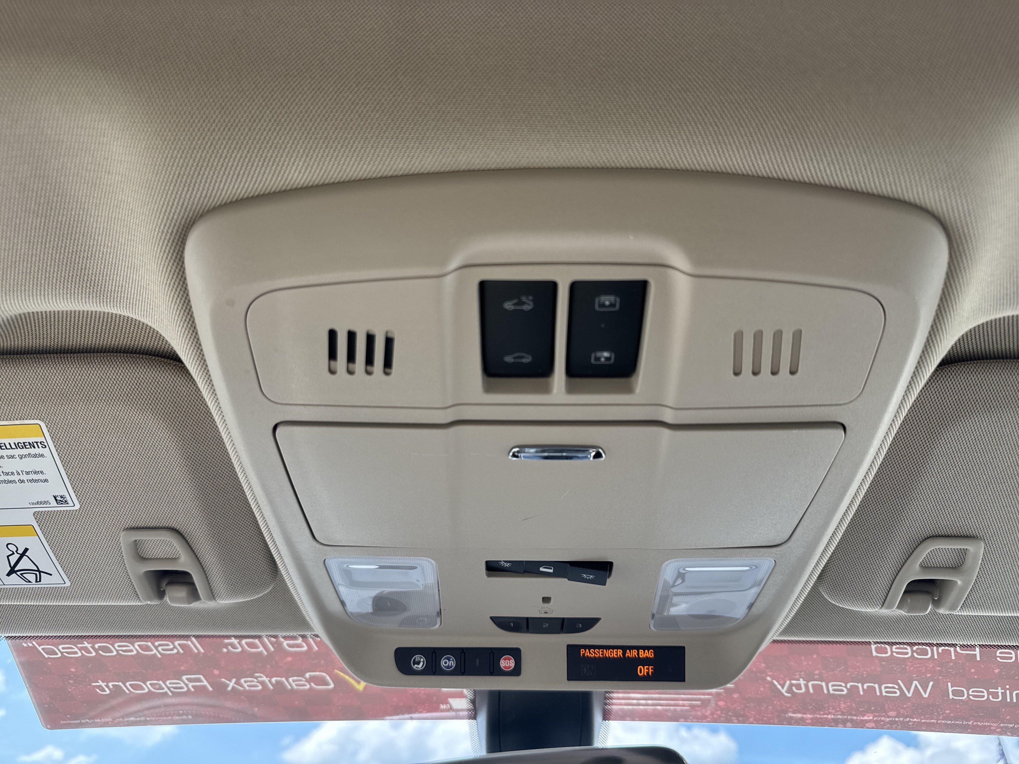 Used 2017 Buick Envision Essence FWD image 26
