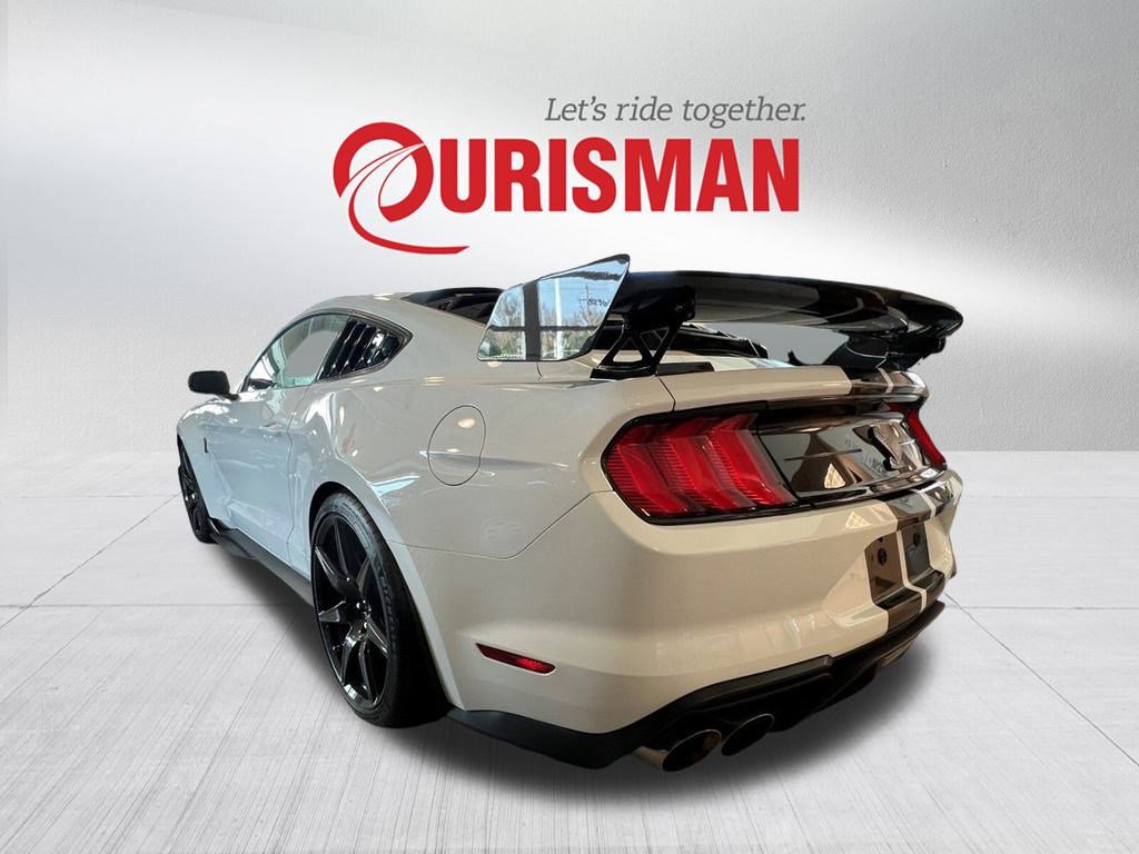 Used 2022 Ford Mustang Shelby GT500 w/ Carbon Fiber Track Pack image 4