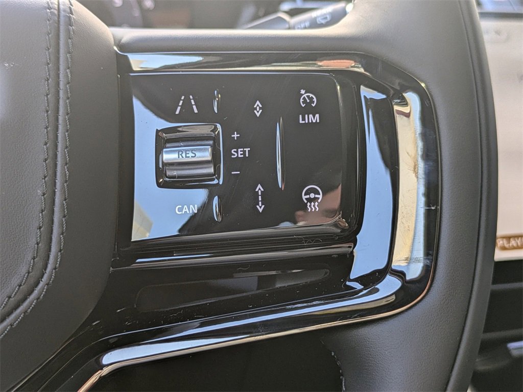 New 2026 Land Rover Range Rover Velar Dynamic SE image 24