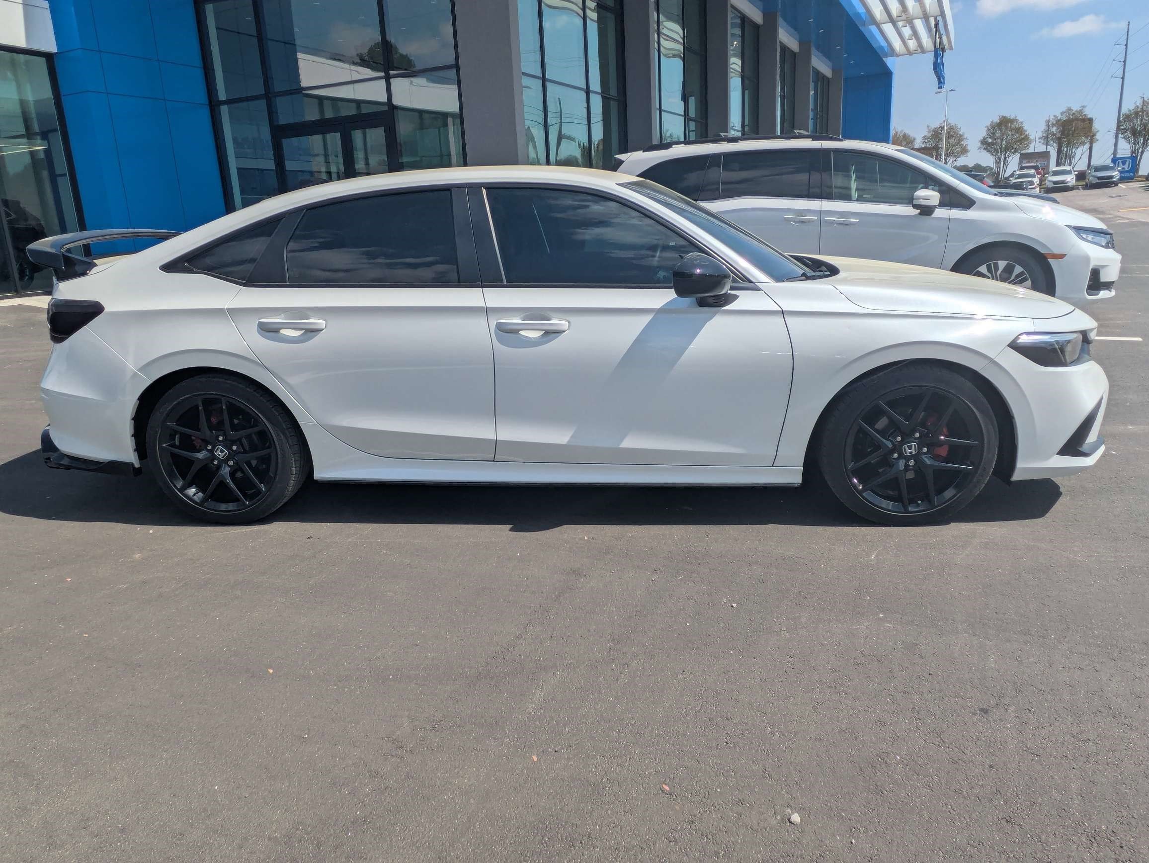 Used 2024 Honda Civic Sport image 4