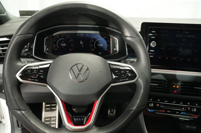 Used 2025 Volkswagen Jetta GLI Autobahn FWD image 28