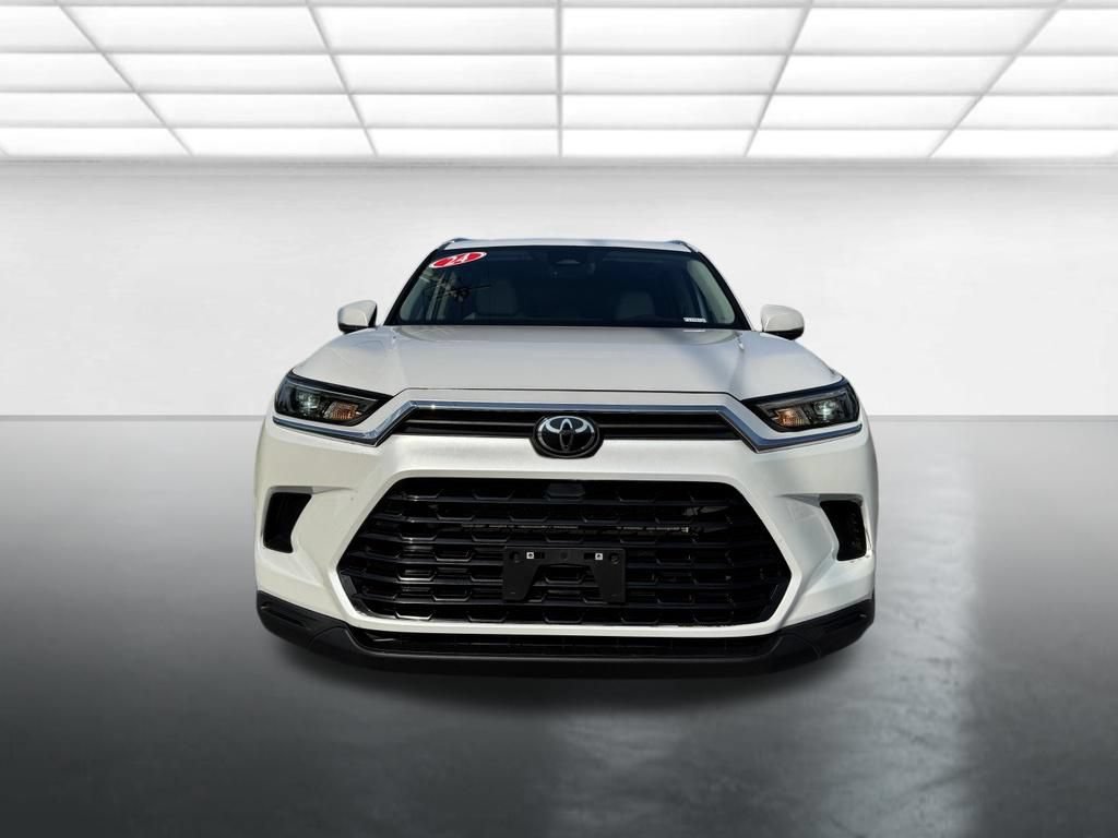 Used 2024 Toyota Grand Highlander FWD image 10