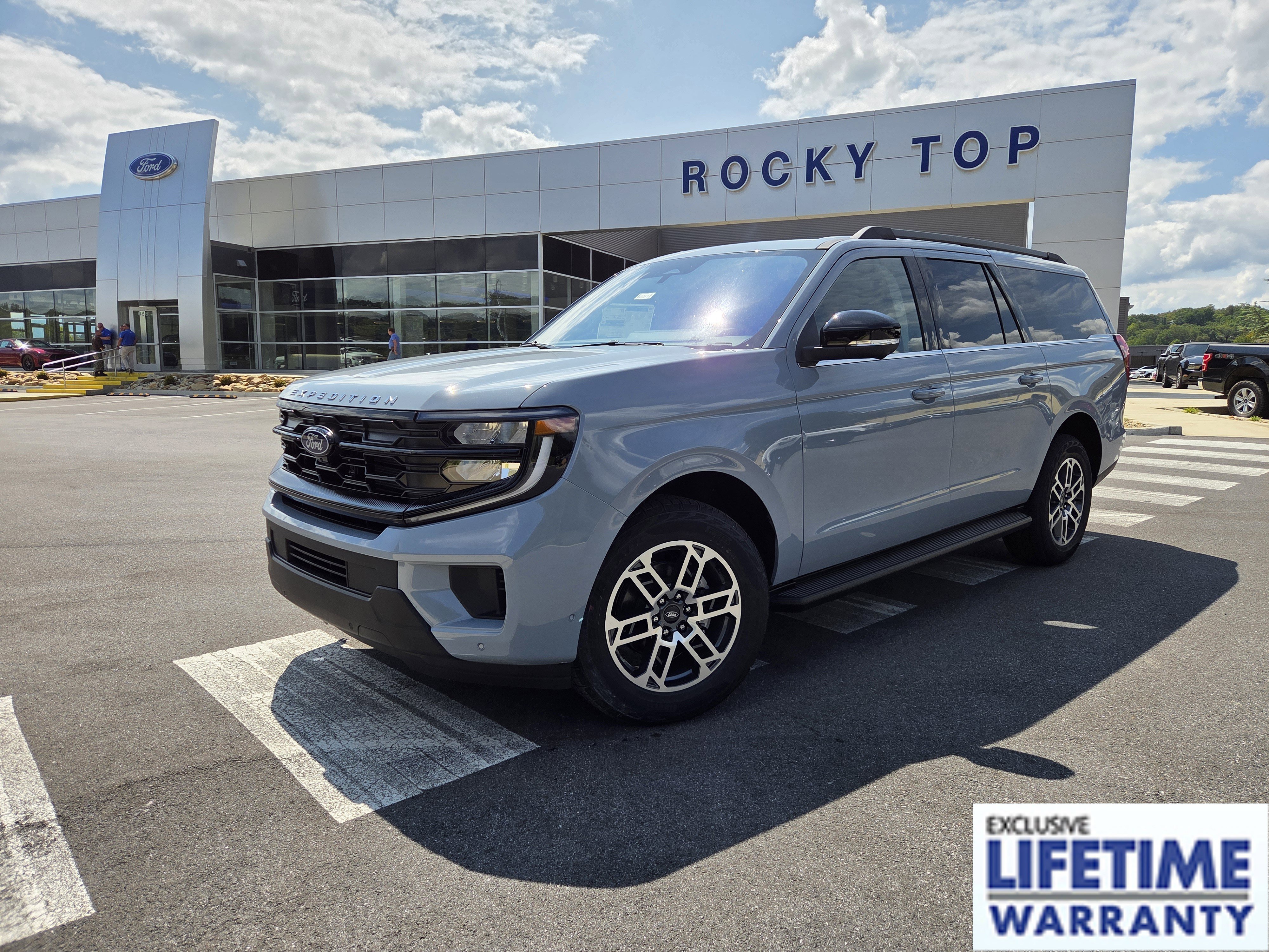 New 2025 Ford Expedition Max Active