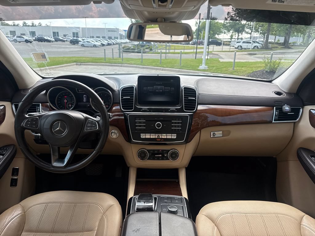 Used 2017 Mercedes-Benz GLS 450 4MATIC image 16