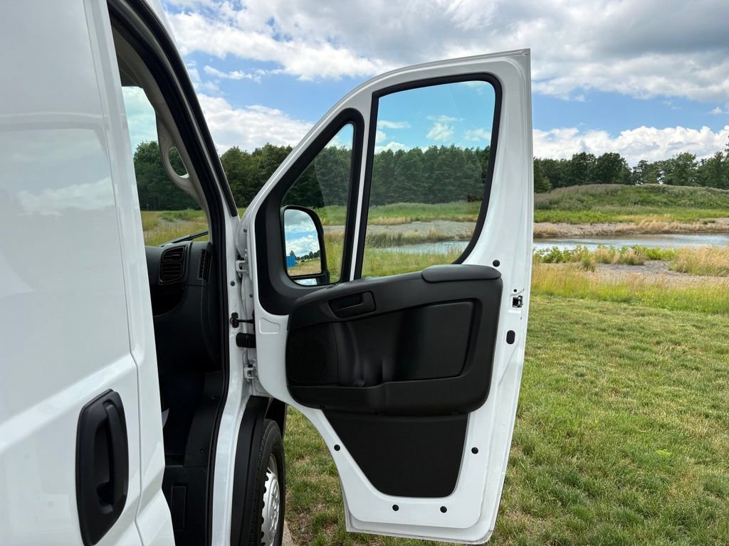 Used 2026 RAM ProMaster 2500 w/ Convenience Group FWD image 27