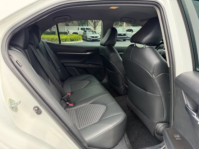 Used 2021 Toyota Camry SE AWD/4WD image 17