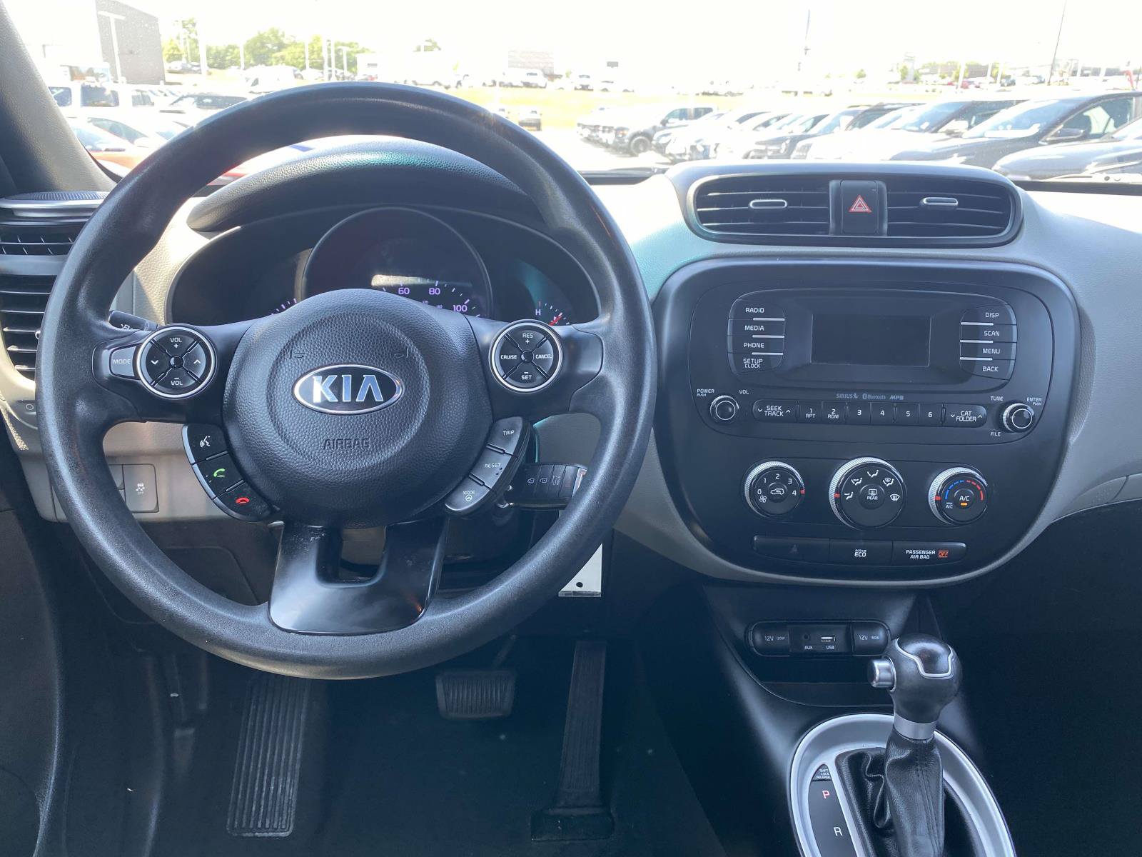 Used 2016 Kia Soul FWD image 12