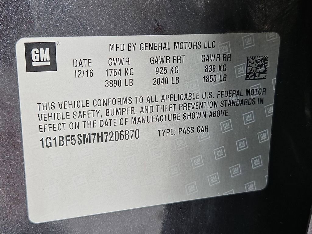 Used 2017 Chevrolet Cruze Premier FWD image 33