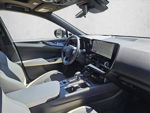 Used 2022 Lexus NX 350h AWD image 11