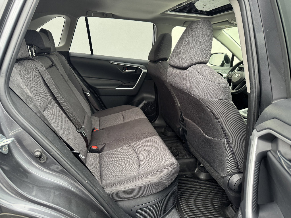 Used 2023 Toyota RAV4 XLE w/ Convenience Package image 11