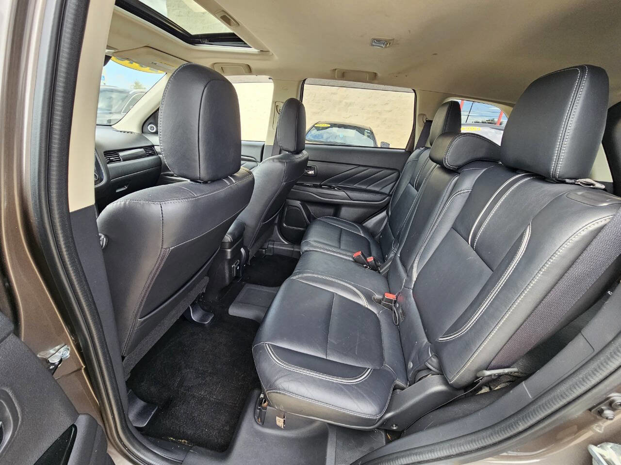Used 2018 Mitsubishi Outlander GT image 15