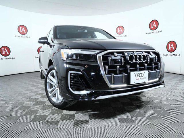 Used 2025 Audi Q7 3.0T Premium Plus image 2