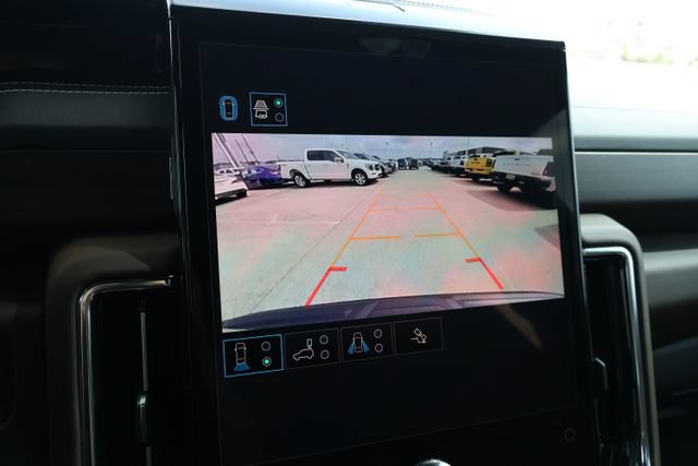 Used 2025 GMC Yukon XL Denali Ultimate AWD/4WD image 21