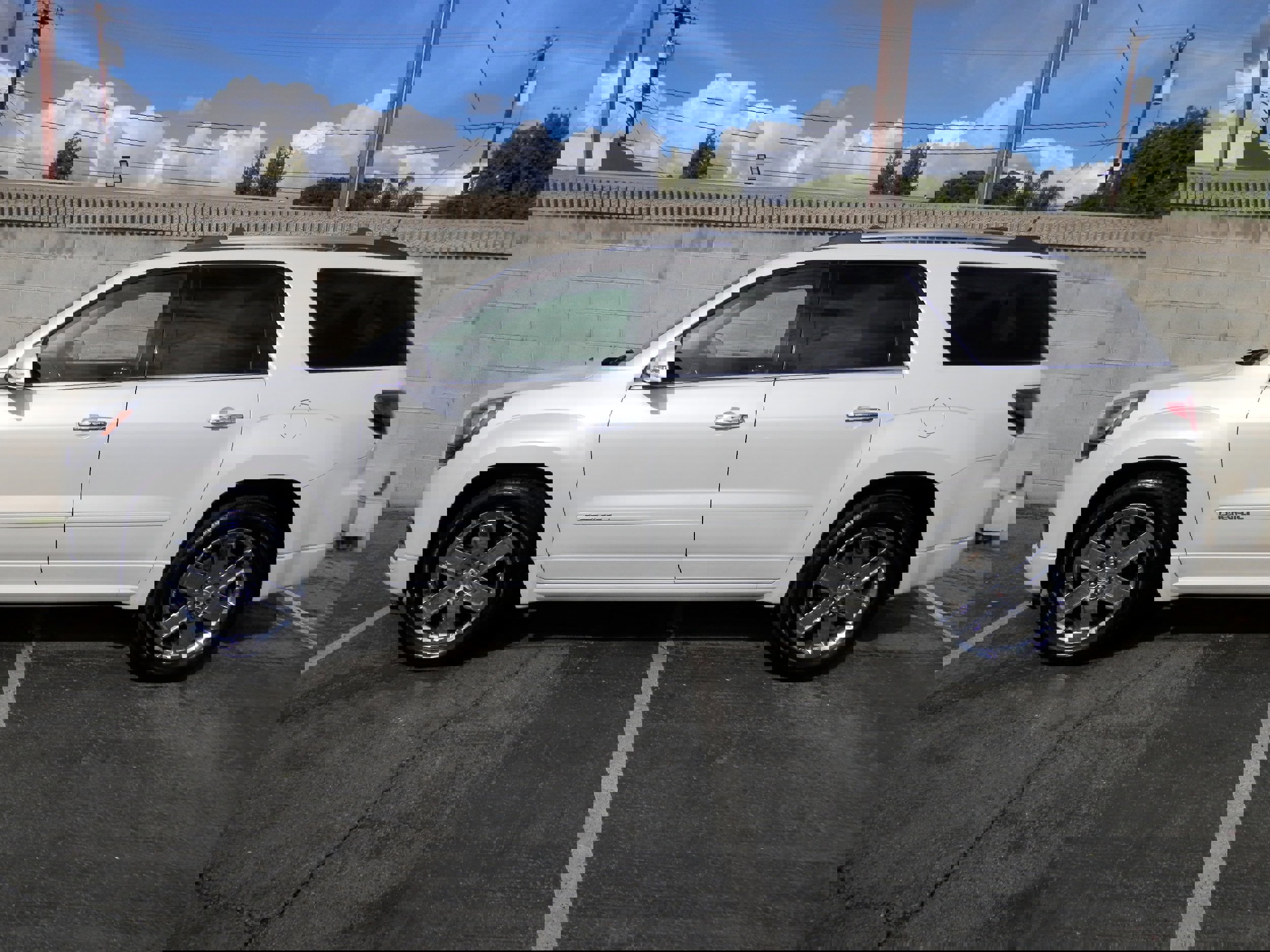 Used 2016 GMC Acadia Denali image 12