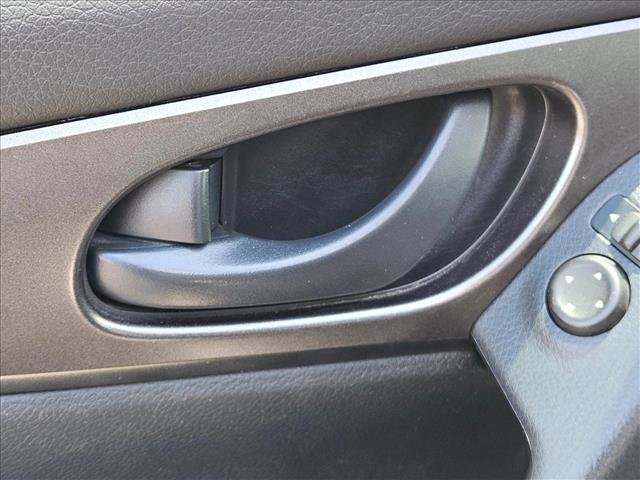 Used 2020 Nissan Rogue Sport S w/ Appearance Package FWD image 9