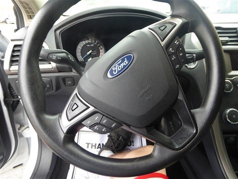 Used 2019 Ford Fusion S image 13