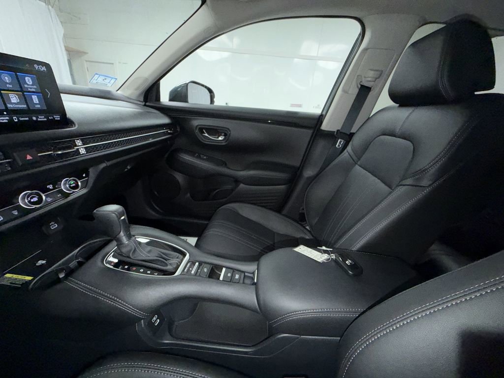 Used 2025 Honda HR-V EX-L image 23