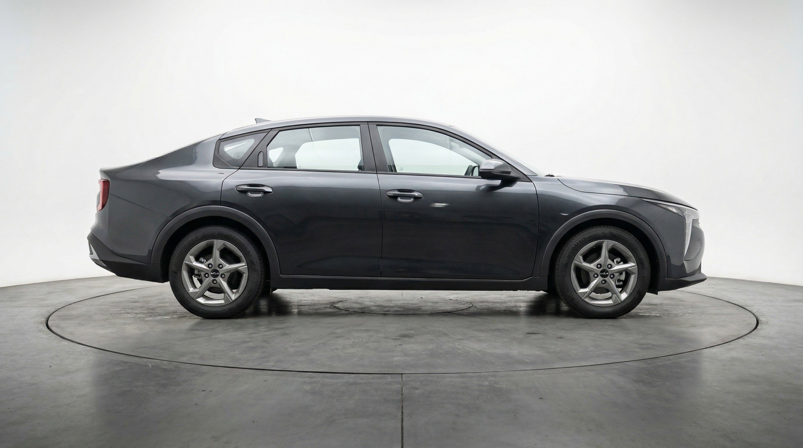 Used 2025 Kia K4 FWD image 11