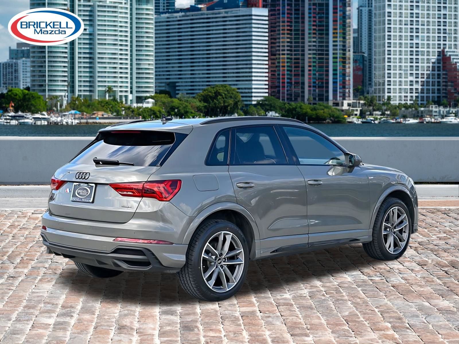 Used 2022 Audi Q3 2.0T Premium Plus w/ Premium Plus Package AWD/4WD image 5