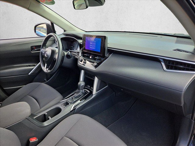 Certified 2024 Toyota Corolla Cross LE w/ Moonroof Package AWD/4WD image 20