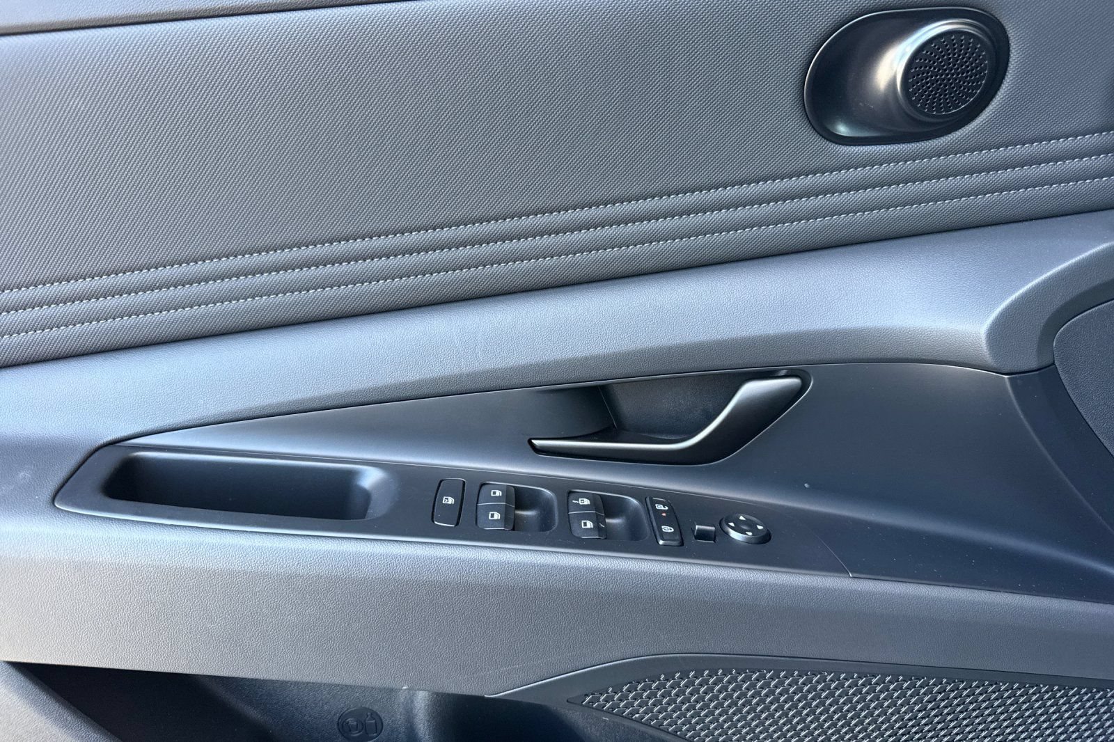 Certified 2026 Hyundai Elantra Sport FWD image 14