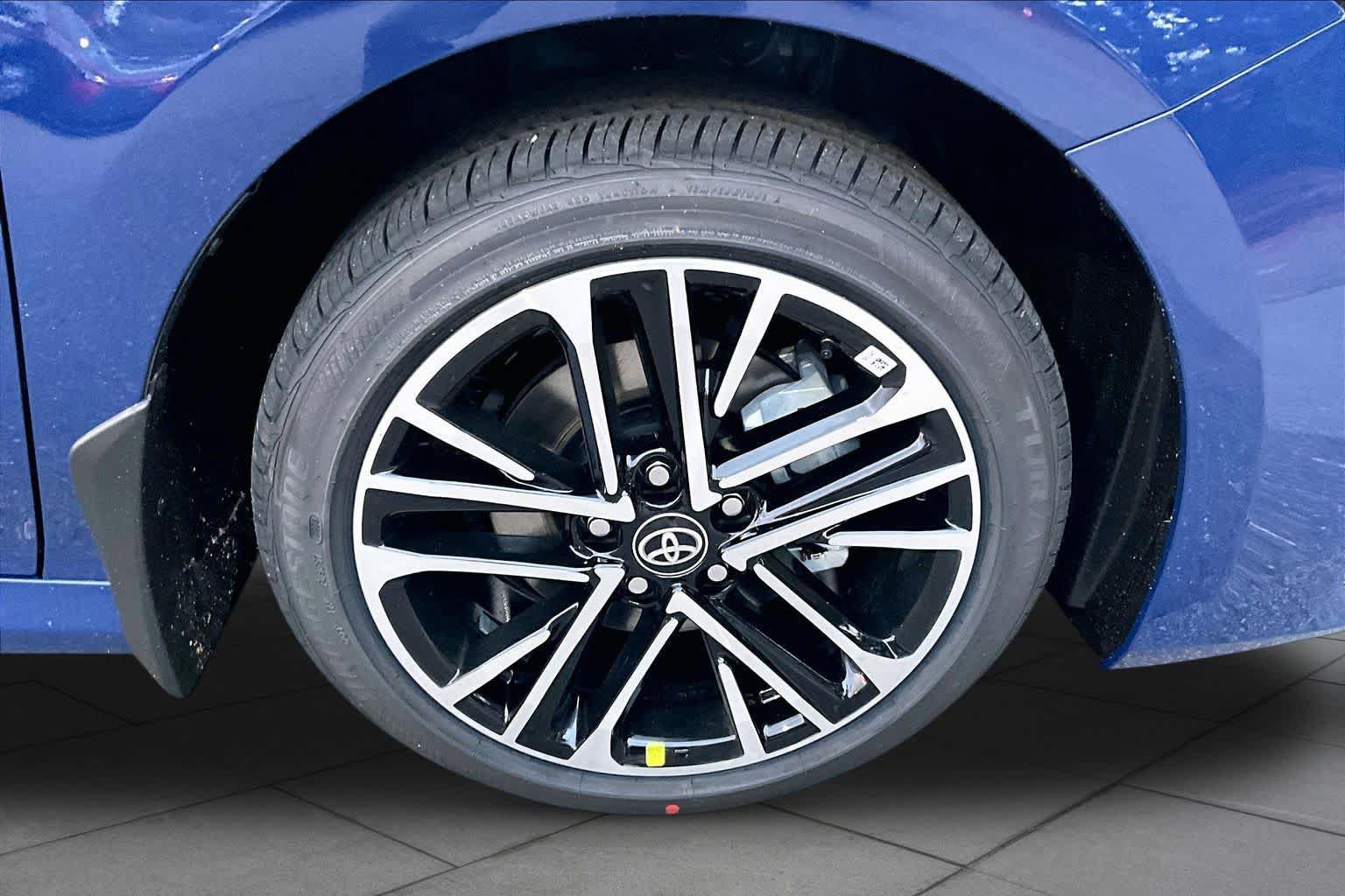 New 2026 Toyota Camry XLE AWD/4WD image 12