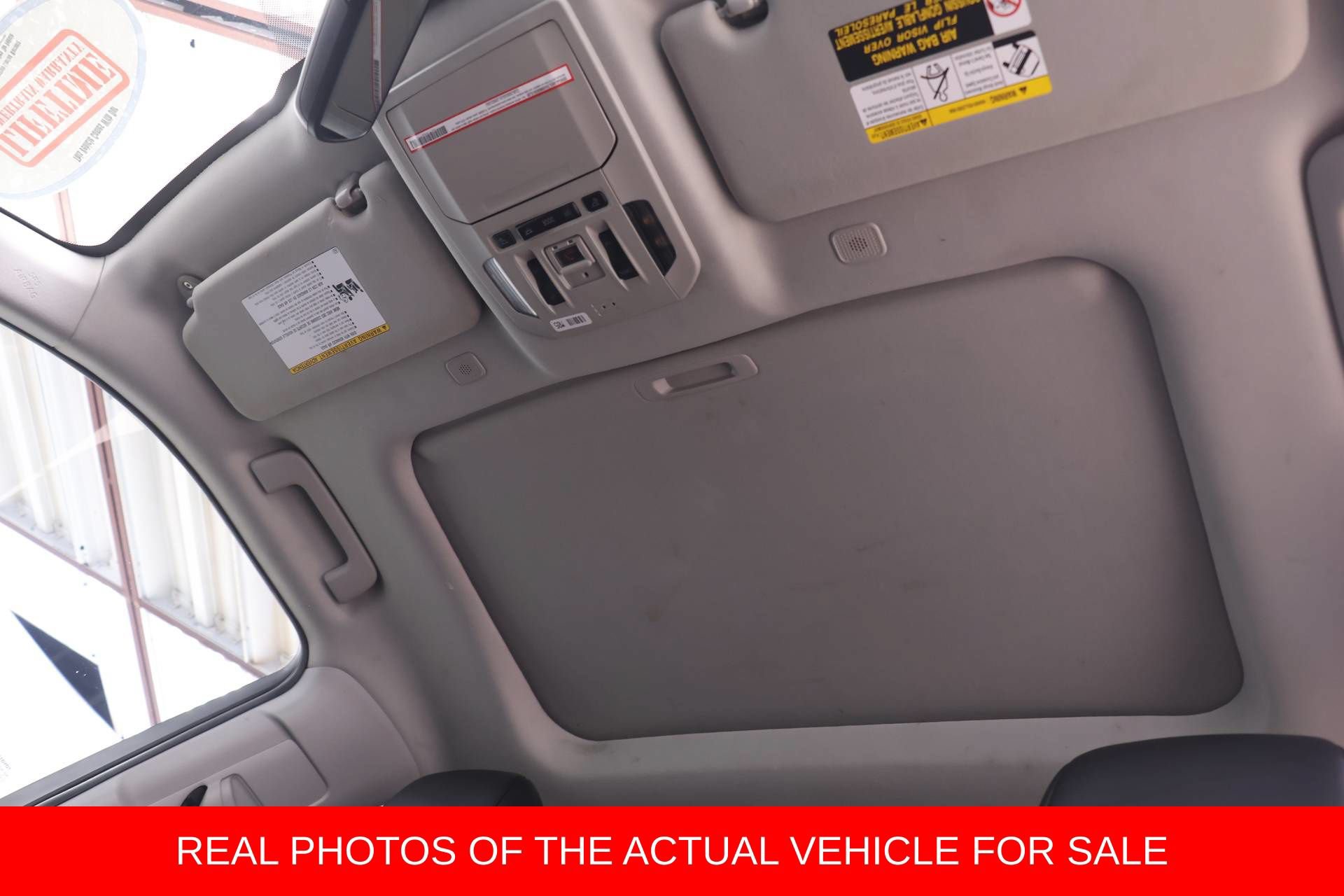Used 2023 Toyota Highlander XLE AWD/4WD image 17