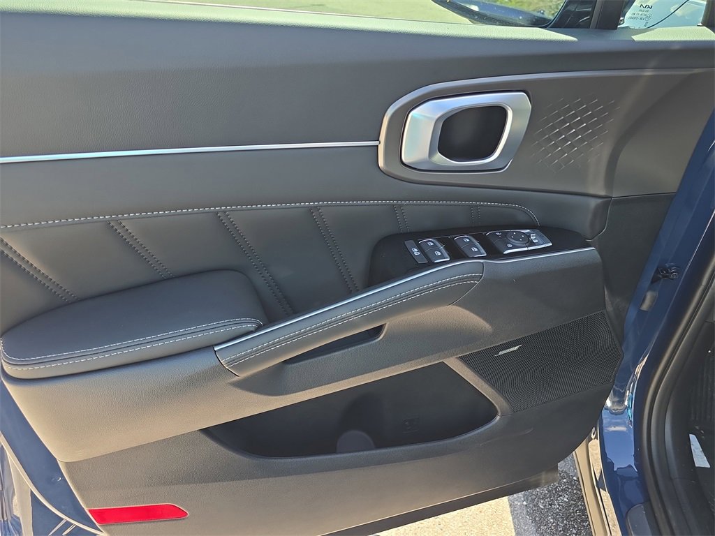 New 2026 Kia Sorento SX image 18