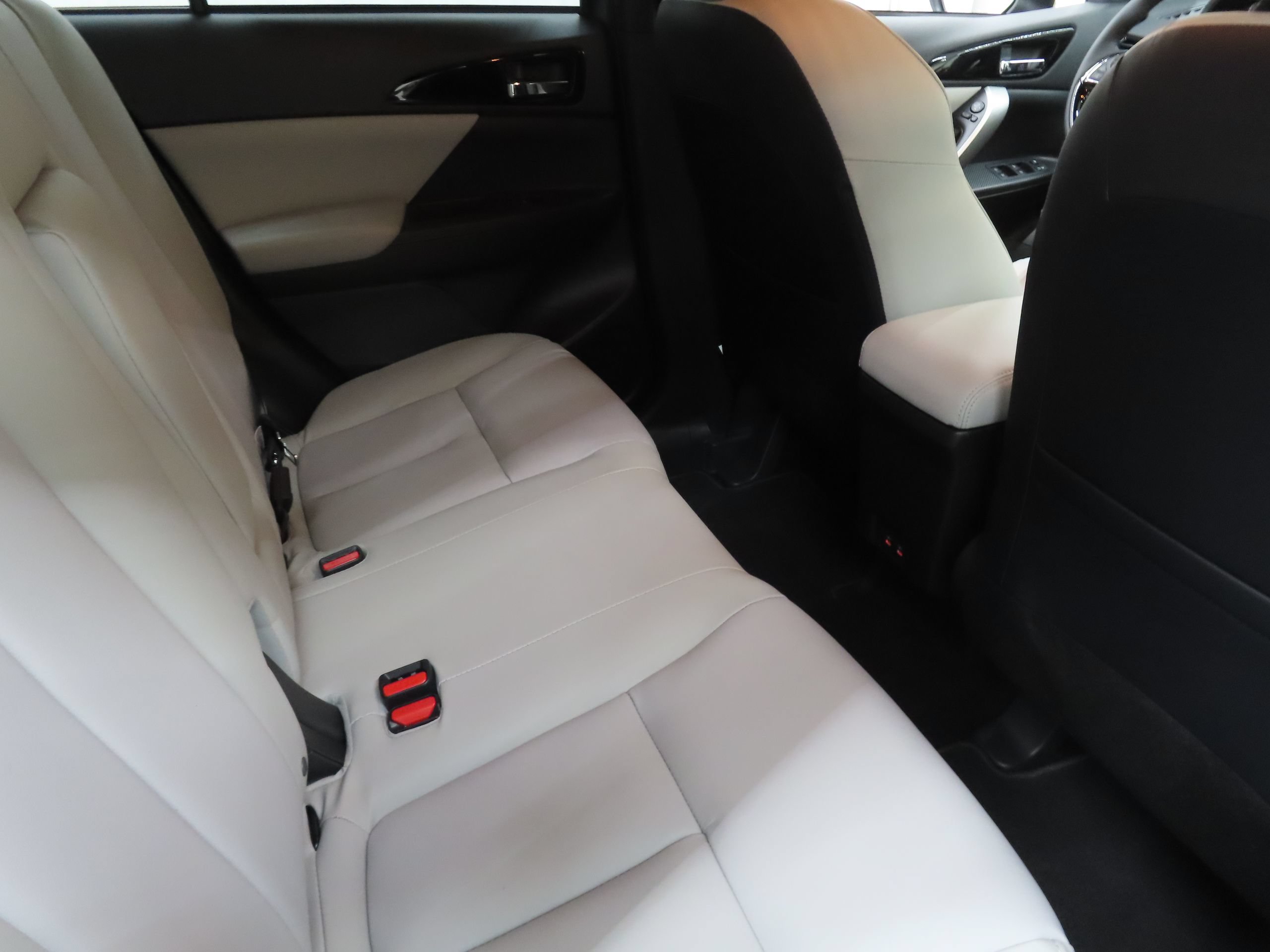 New 2026 Mitsubishi Eclipse Cross SEL AWD/4WD image 23
