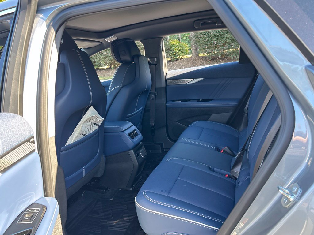 Used 2025 Cadillac Optiq Luxury 2 w/ LPO, Floor Liner Package AWD/4WD image 44
